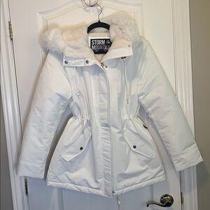 Storm Mountain White Parka with Faux Fur Hood